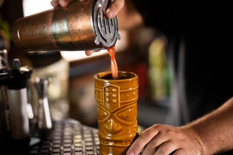 Bebidas artesanais que fazem parte de tradições culturais
