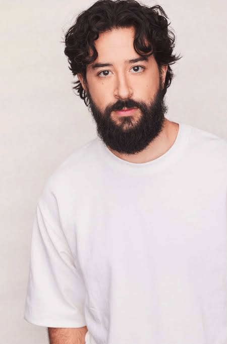 Quem é Yoshi Barrigas? Perfil e trajetória do influenciador digital brasileiro