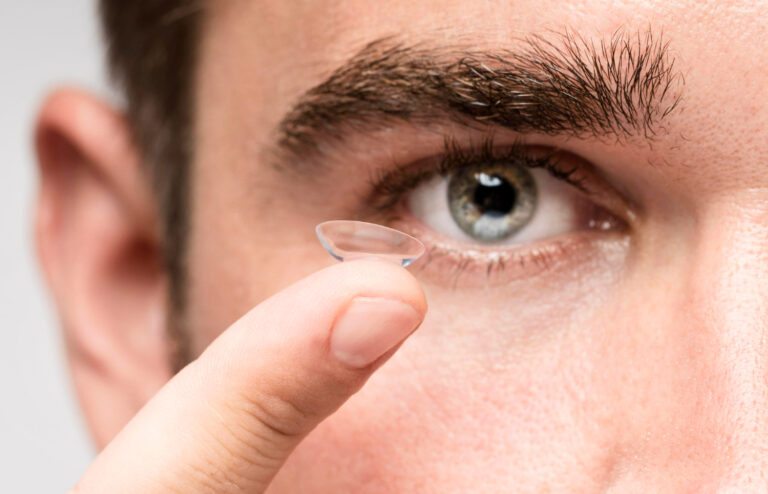 Como Escolher as Melhores Lentes de Contato para Astigmatismo: Guia Atualizado e Completo