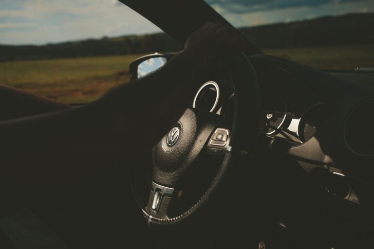 Novas regras exigem carros mais novos em categorias de transporte por app